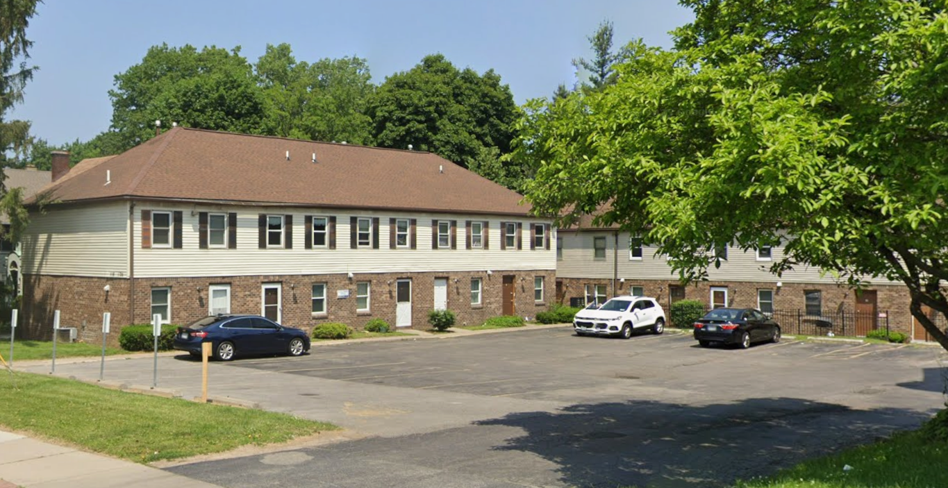 1120 Lake Avenue - 10