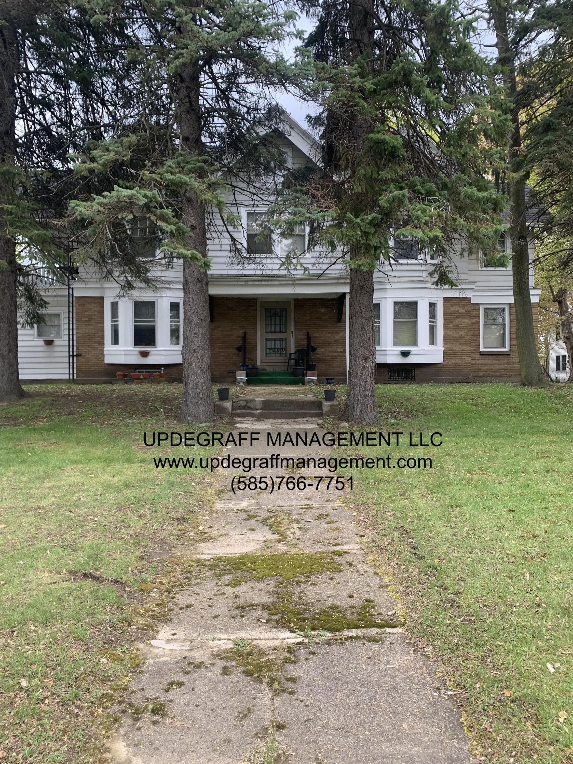 3840 Lake Avenue - 4