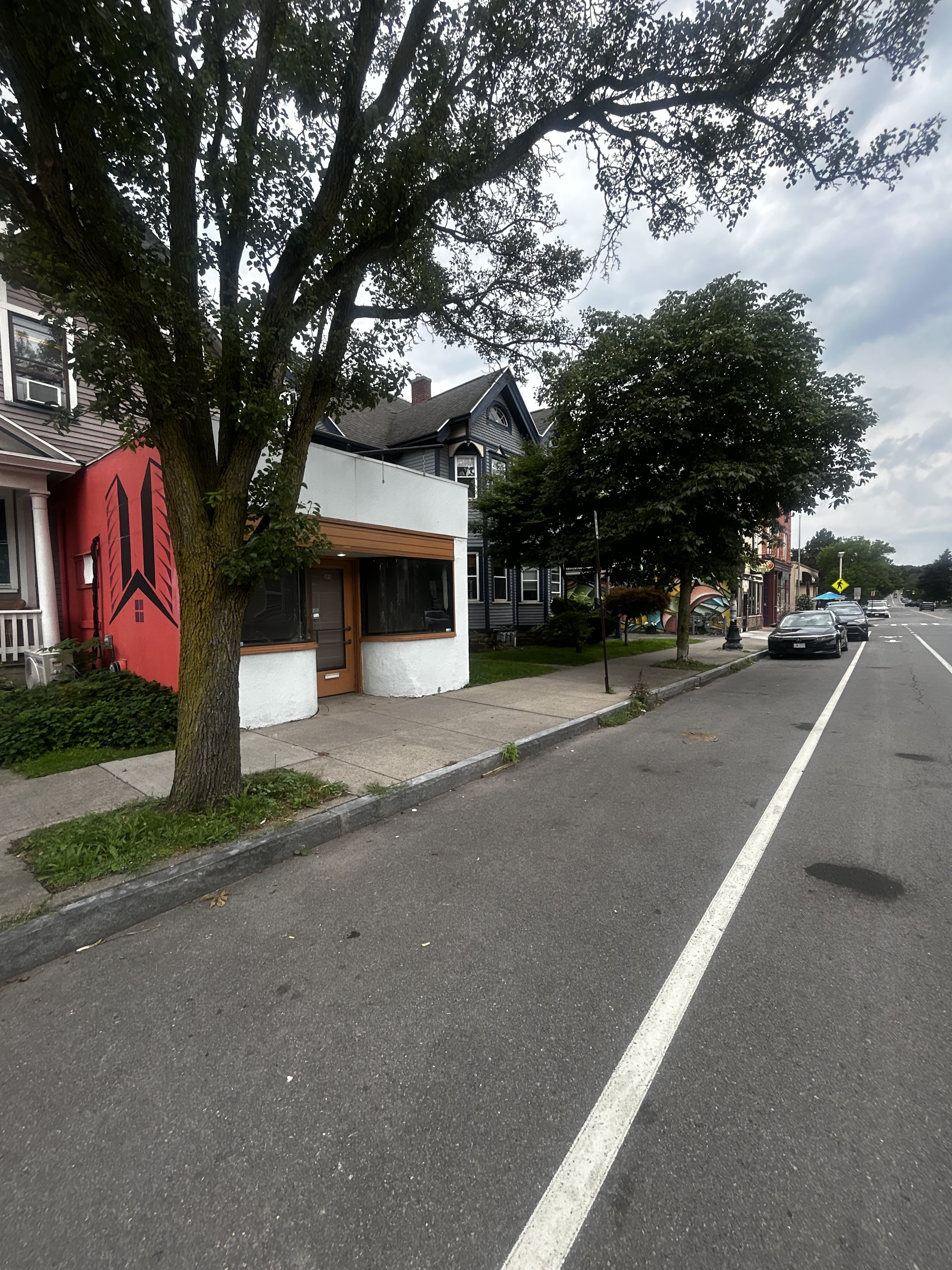 732 South Avenue - Office